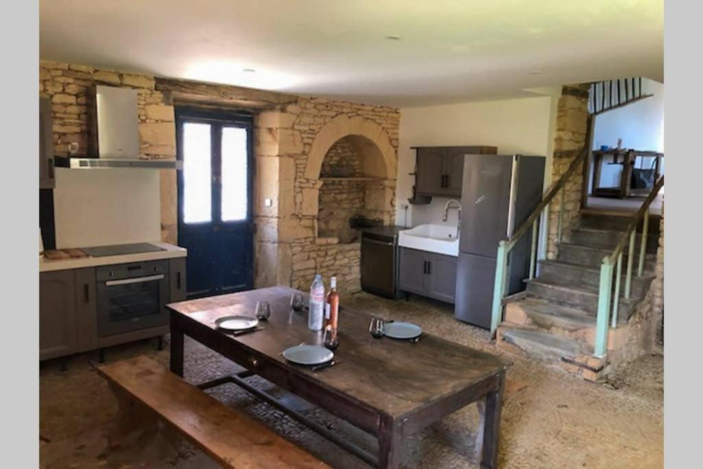 Chez Renou Et Prosperou Maison Typique Du Sarladait Saint-Genies Exterior foto
