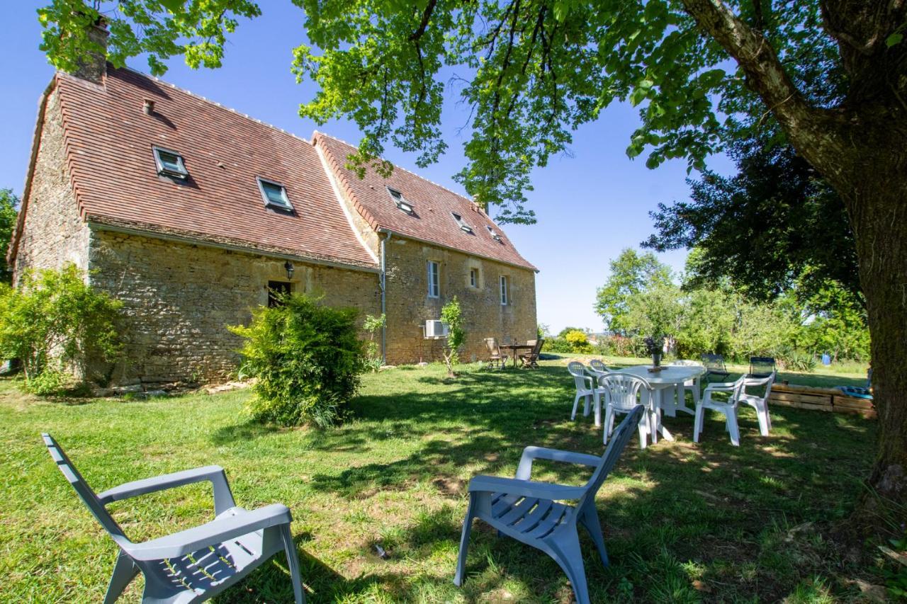 Chez Renou Et Prosperou Maison Typique Du Sarladait Saint-Genies Exterior foto